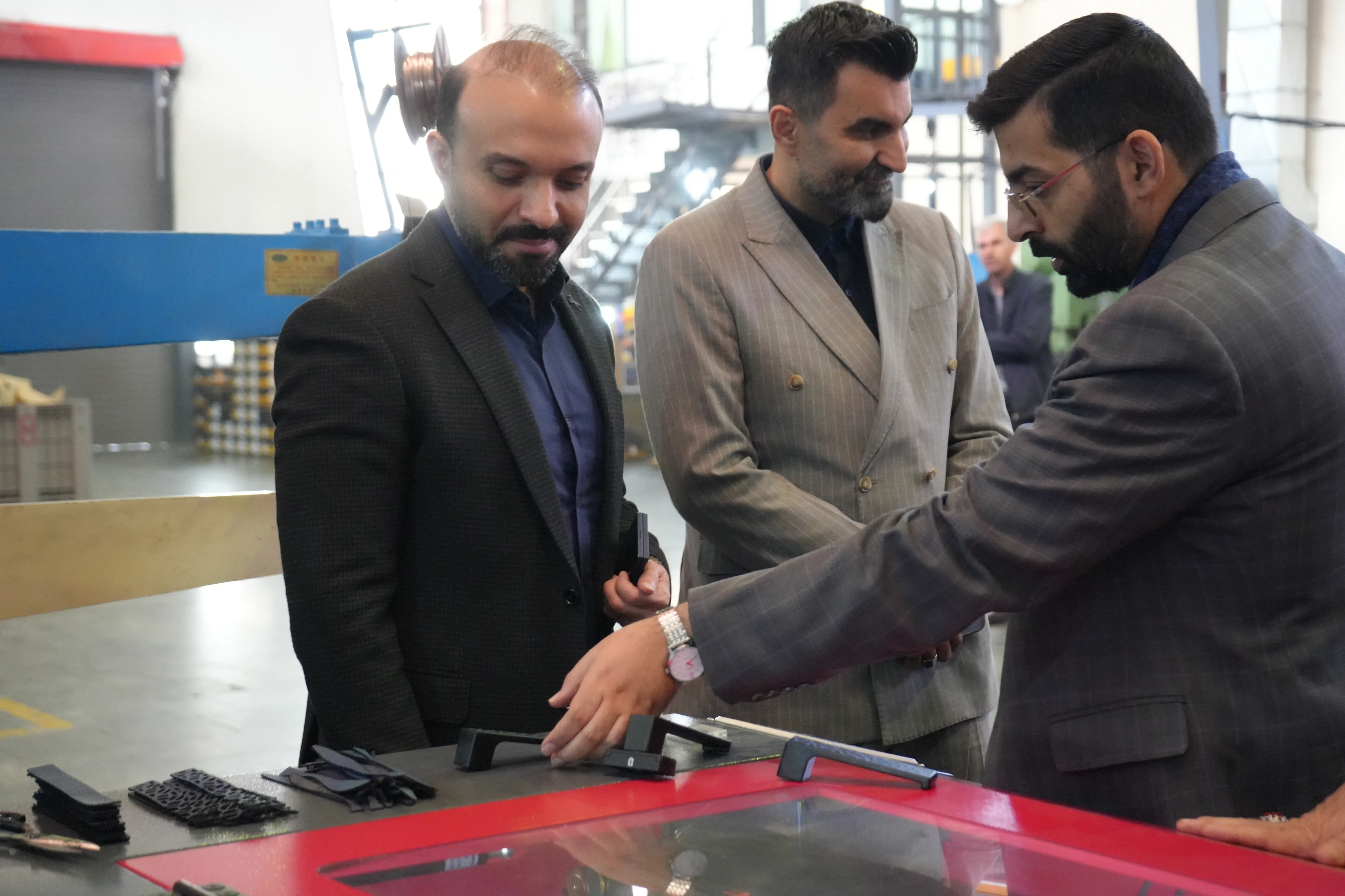 بازدید دکتر اسکویی رئیس پارک علم و فناوری آذربایجان شرقی